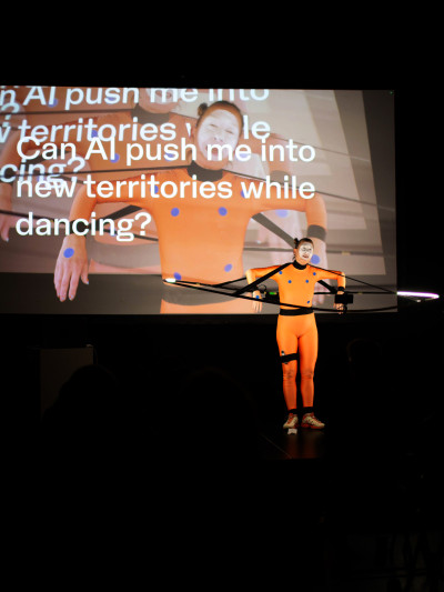 'What makes us human' performance at V2 Rotterdam, image Lana Mesic